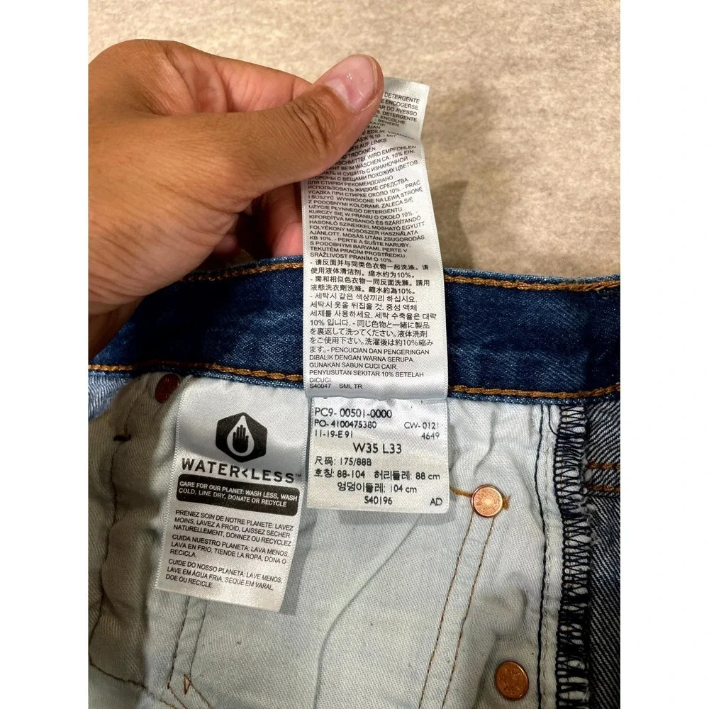 Levi's‎ 501 Jeans Mens 35x33 Blue Denim Cotton 5-Pockets Button Fly Straight Leg